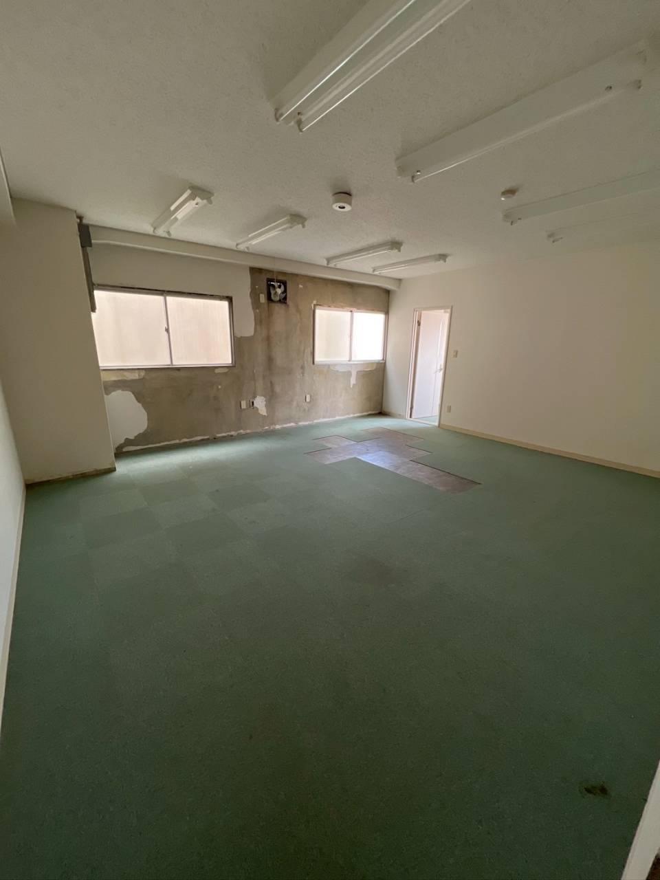 フロア施工前