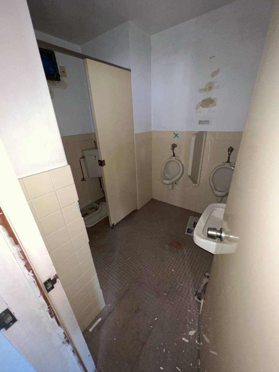トイレ施工前